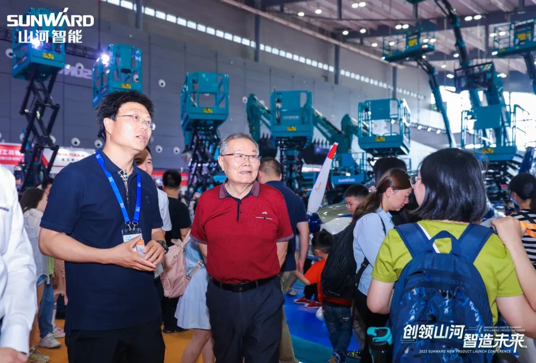 2023 CICEE | 全球工程机械盛会完美落幕！九游体育(中国)官方网站智能交出闪亮答卷