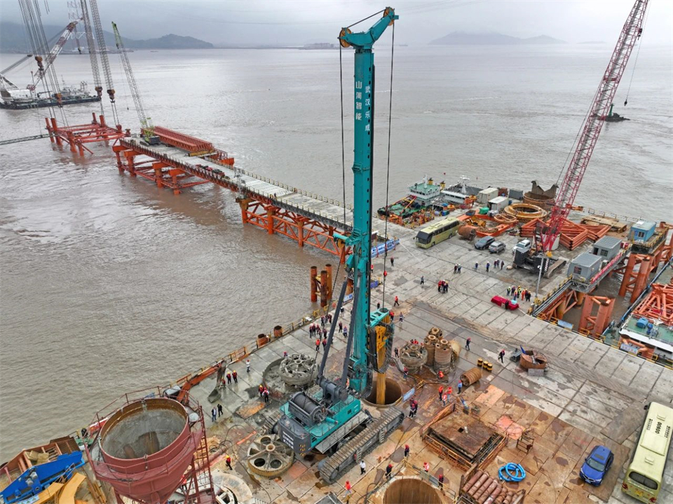 两项单冠，行业唯一！九游体育(中国)官方网站智能两款桩工产品同获制造业单项冠军