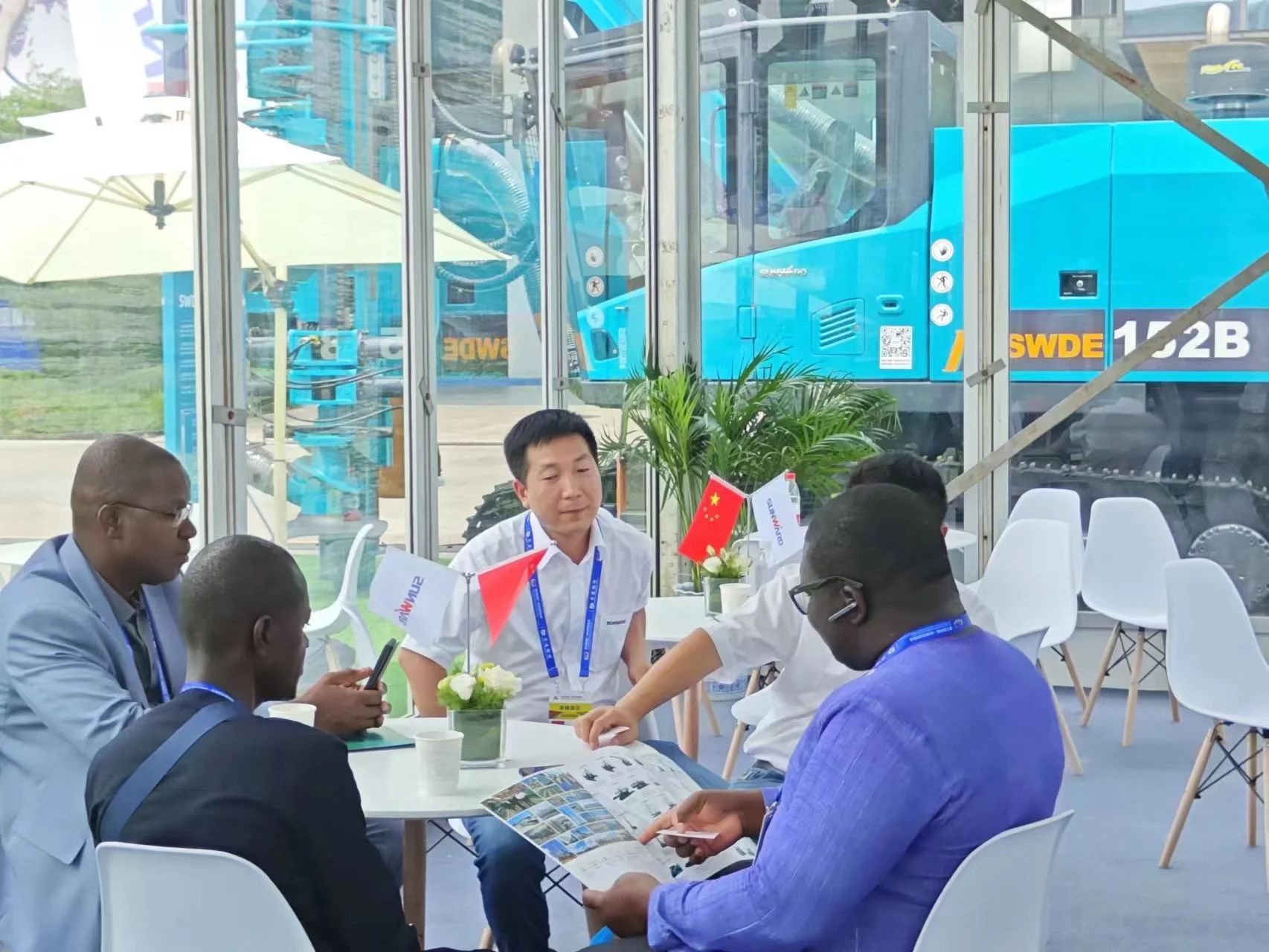 逐梦非洲，携手同行！九游体育(中国)官方网站智能亮相第三届中非经贸博览会