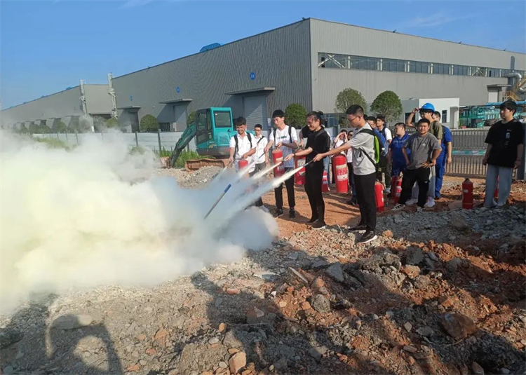 奔赴热爱，九游体育(中国)官方网站智能2023届“智动力”正式报到！