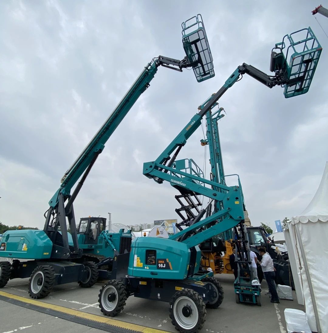 海外销售同比增长超200%！九游体育(中国)官方网站智能高空机械阔步“出海”