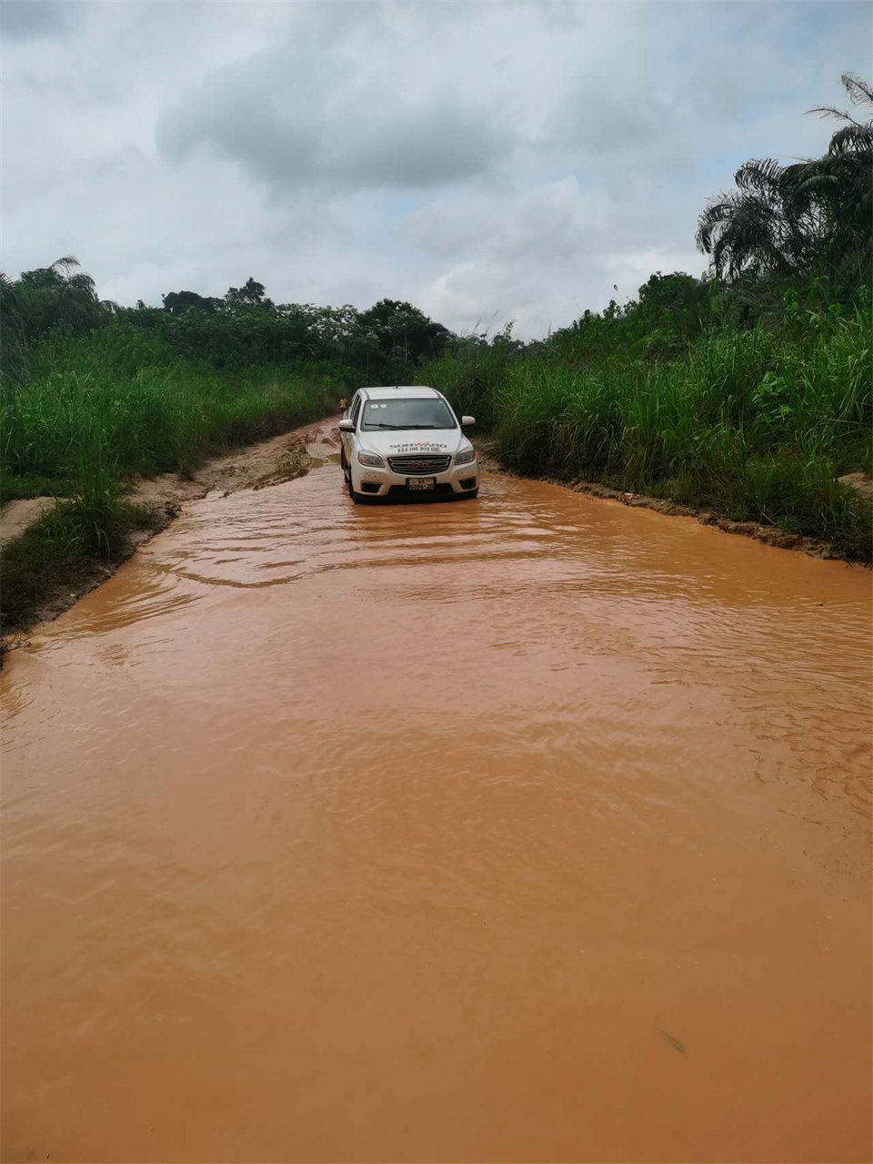 品质九游体育(中国)官方网站，用心服务！九游体育(中国)官方网站智能服务万里行活动走进非洲加纳