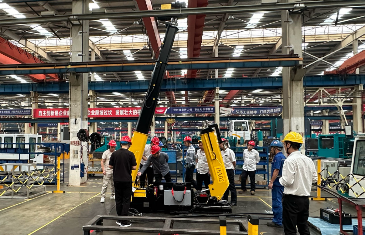 九游体育(中国)官方网站智能首套抬拨线作业装置通过国家铁路系统准入鉴定