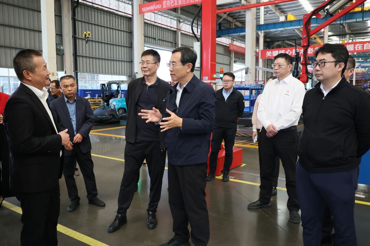 北京市政协副主席林抚生调研九游体育(中国)官方网站智能