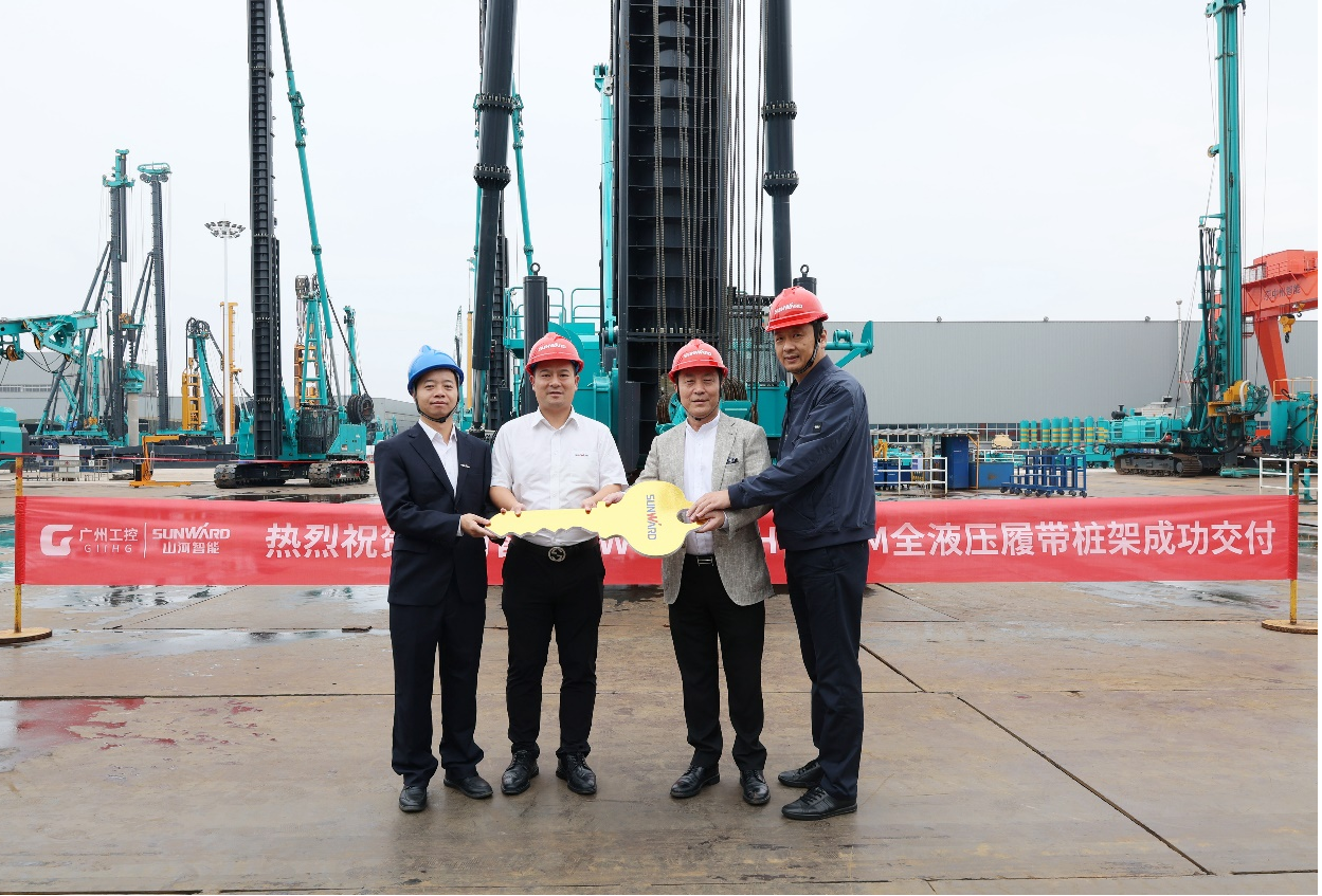 民族品牌获认可！九游体育(中国)官方网站智能桩架产品交付香港客户