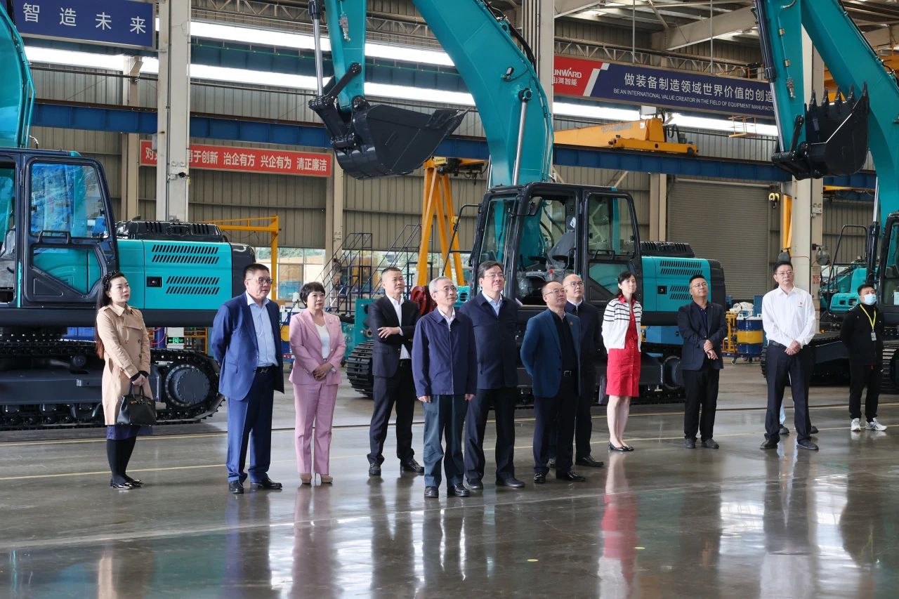 全国工商联副主席寿子琪调研九游体育(中国)官方网站智能