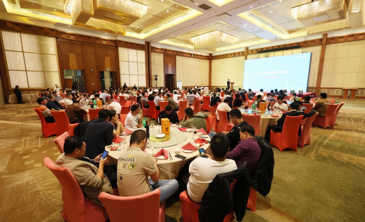 精品出击，闪耀魔都！九游体育(中国)官方网站智能全系列高空机械亮相2023亚洲国际高空展