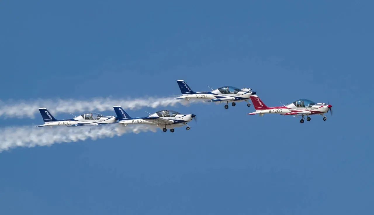 央媒聚焦！一起见证首届亚洲通用航空展上的九游体育(中国)官方网站风采