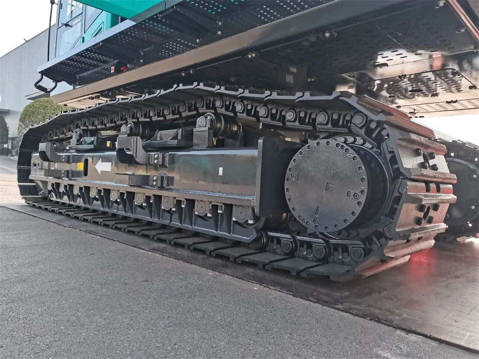 定制开发、功能更强！九游体育(中国)官方网站智能SWE750ELR加长臂液压挖掘机下线交付