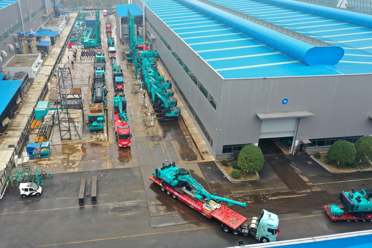 启新程，向未来！九游体育(中国)官方网站矿岩揭牌庆典暨新春发货仪式圆满举行