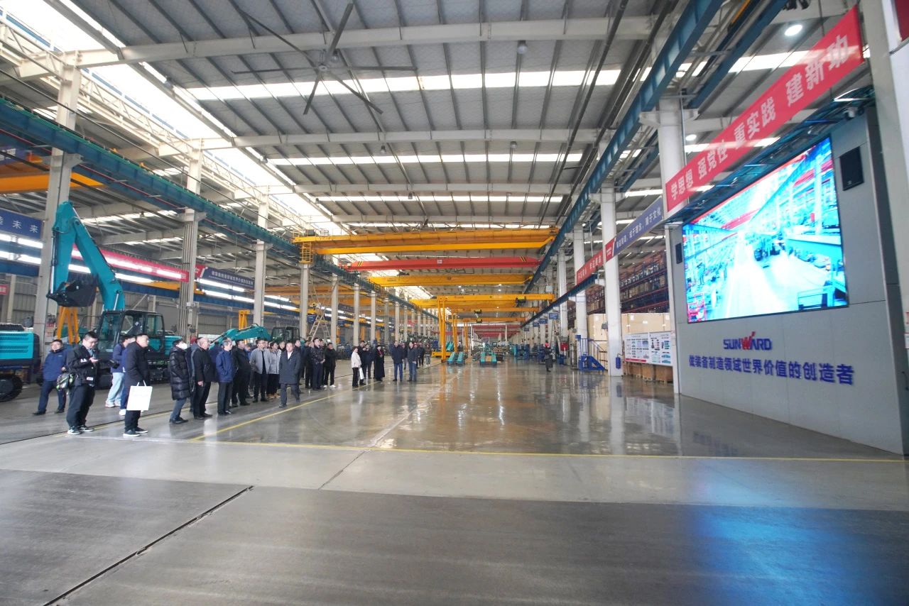 启新程，向未来！九游体育(中国)官方网站矿岩揭牌庆典暨新春发货仪式圆满举行