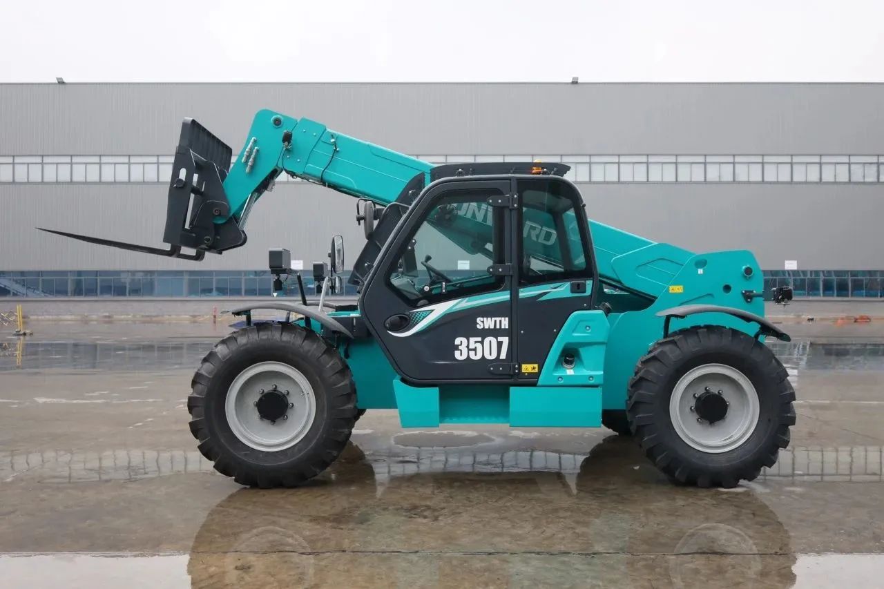 “猛将”出击，需求火爆！九游体育(中国)官方网站智能新一代伸缩臂叉装车成功下线