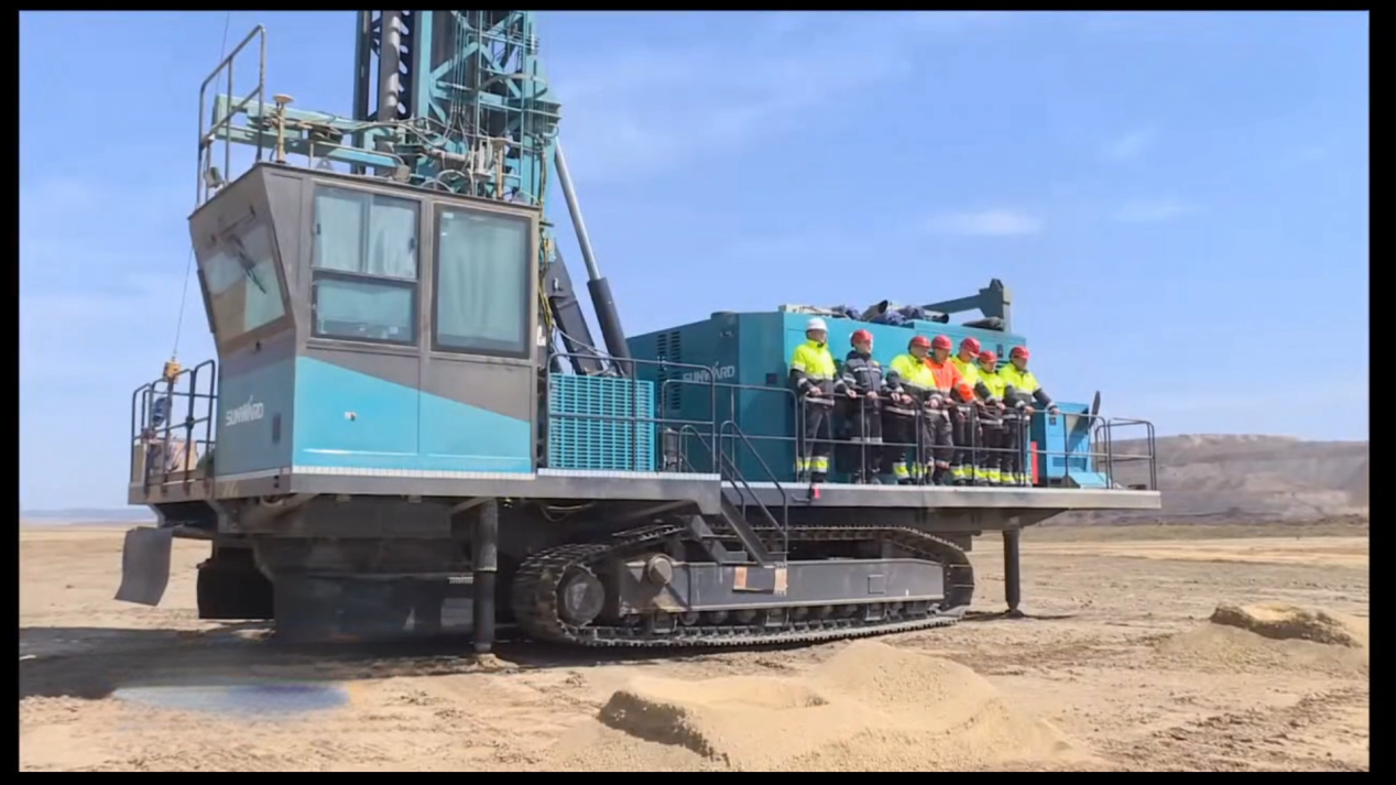 月钻进31518米，九游体育(中国)官方网站智能牙轮钻机施工效率创历史新高