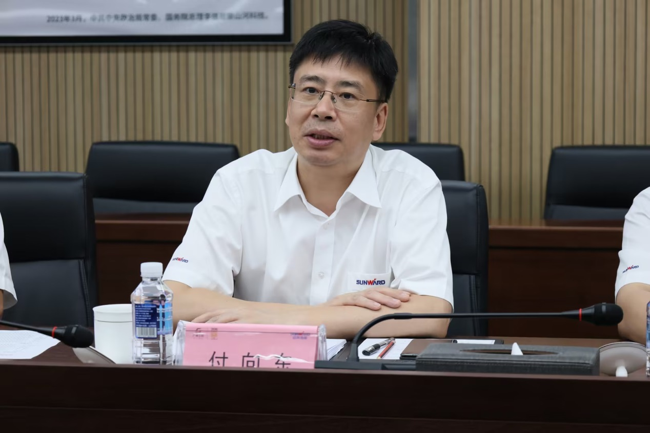 深化交流合作！广州港李明忠副总经理率队莅临九游体育(中国)官方网站智能考察交流！