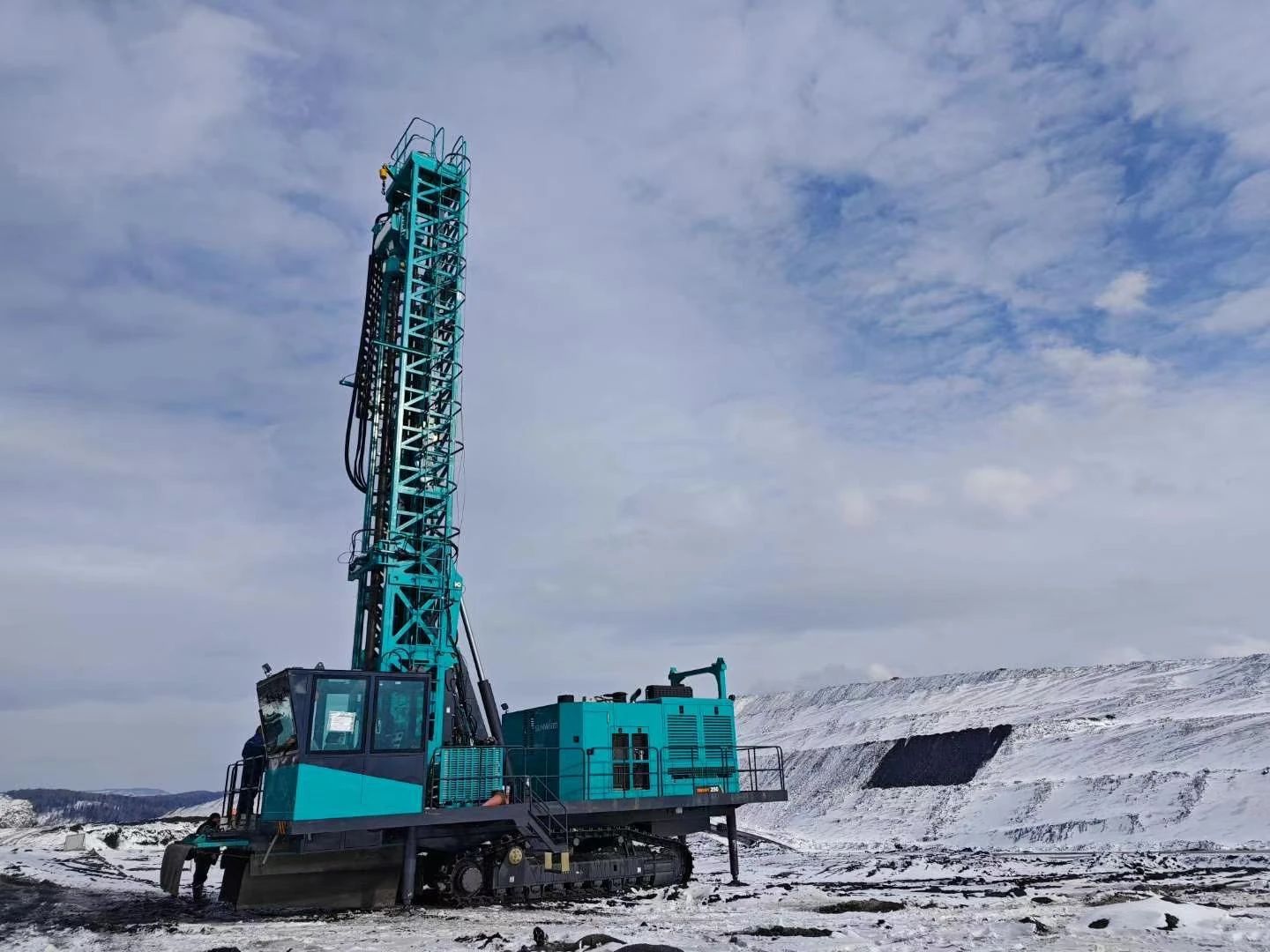 月钻进42888米，九游体育(中国)官方网站智能牙轮钻机施工效率再创新高