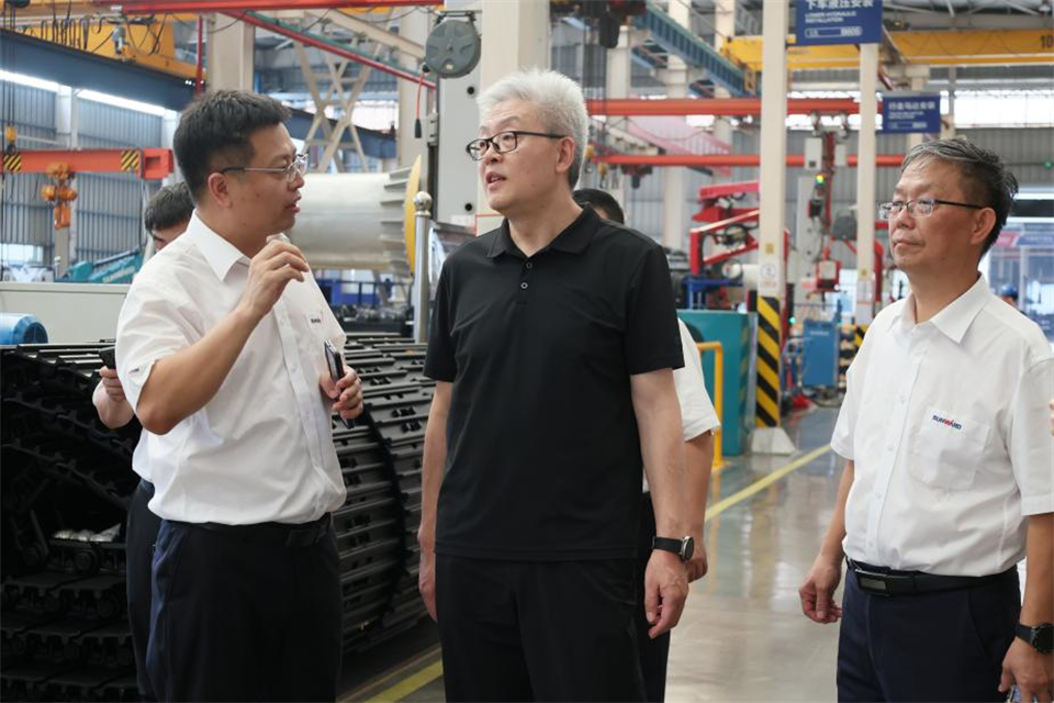 中国五矿工会主席、职工董事张晔到九游体育(中国)官方网站智能调研交流