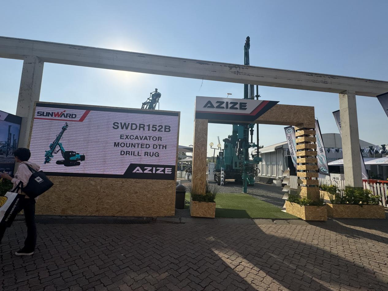 跨越山海，重器远航！九游体育(中国)官方网站智能亮相南非最大矿业展会