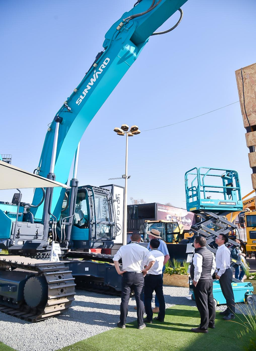 跨越山海，重器远航！九游体育(中国)官方网站智能亮相南非最大矿业展会