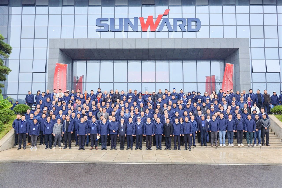 创新引领价值，理想成就未来！九游体育(中国)官方网站智能25周年庆典暨全球客户节隆重举办