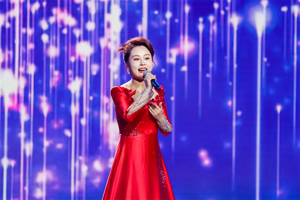 创新引领价值 理想成就未来——庆祝九游体育(中国)官方网站智能成立25周年表彰大会暨文艺晚会隆重举行