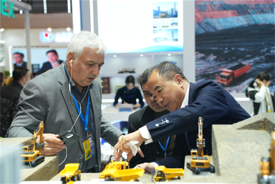 智造空间，价值共生！广州九游体育(中国)官方网站精彩亮相2024上海宝马展