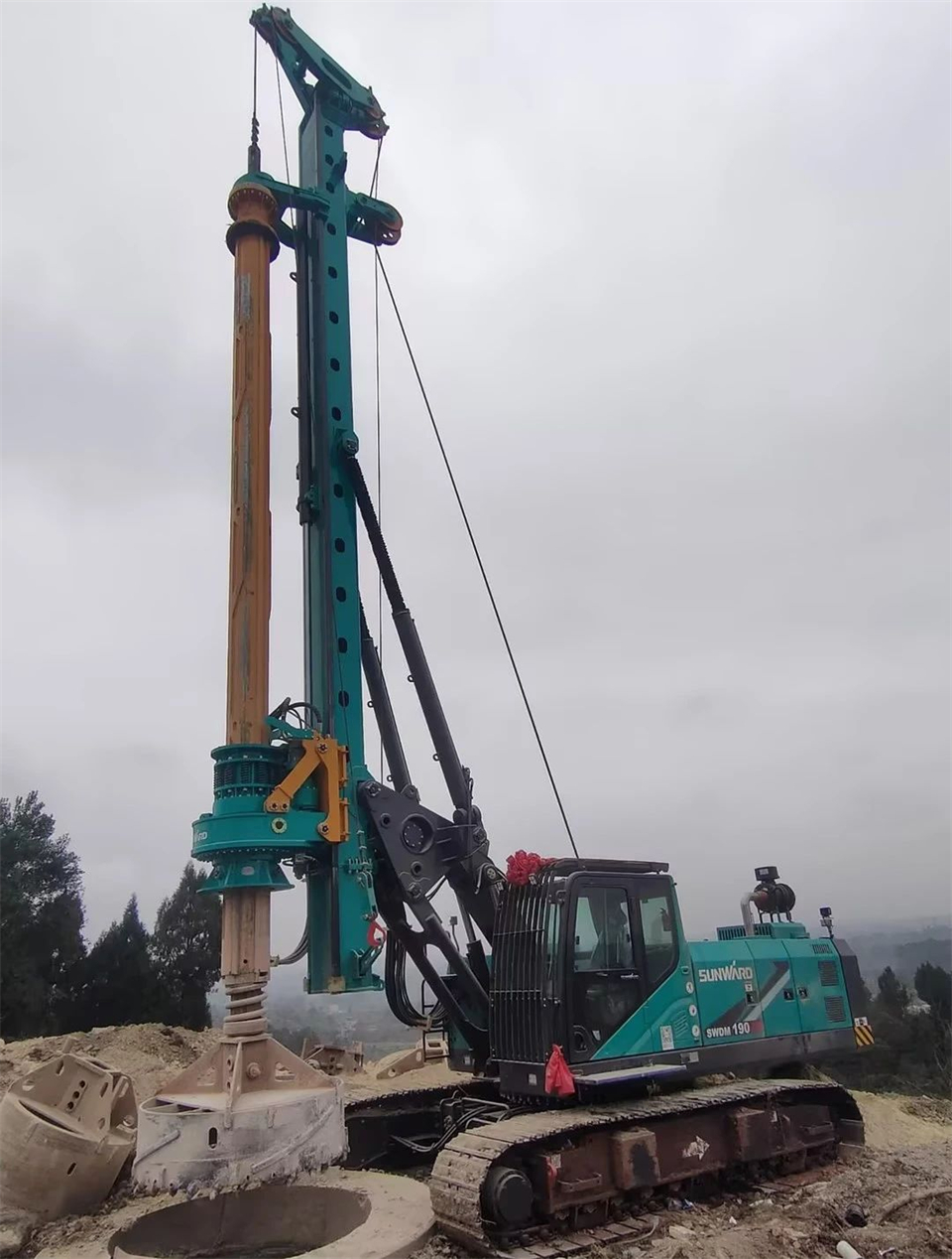 九游体育(中国)官方网站智能举办电塔桩技术创新交流会，为电力基础设施建设注入新动力