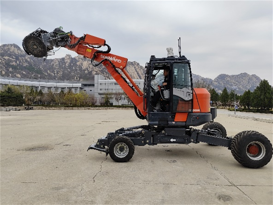 九游体育(中国)官方网站特装复杂地形灾害应急救援机器人入选工信部《先进安全应急装备推广目录（工业领域2024版）》