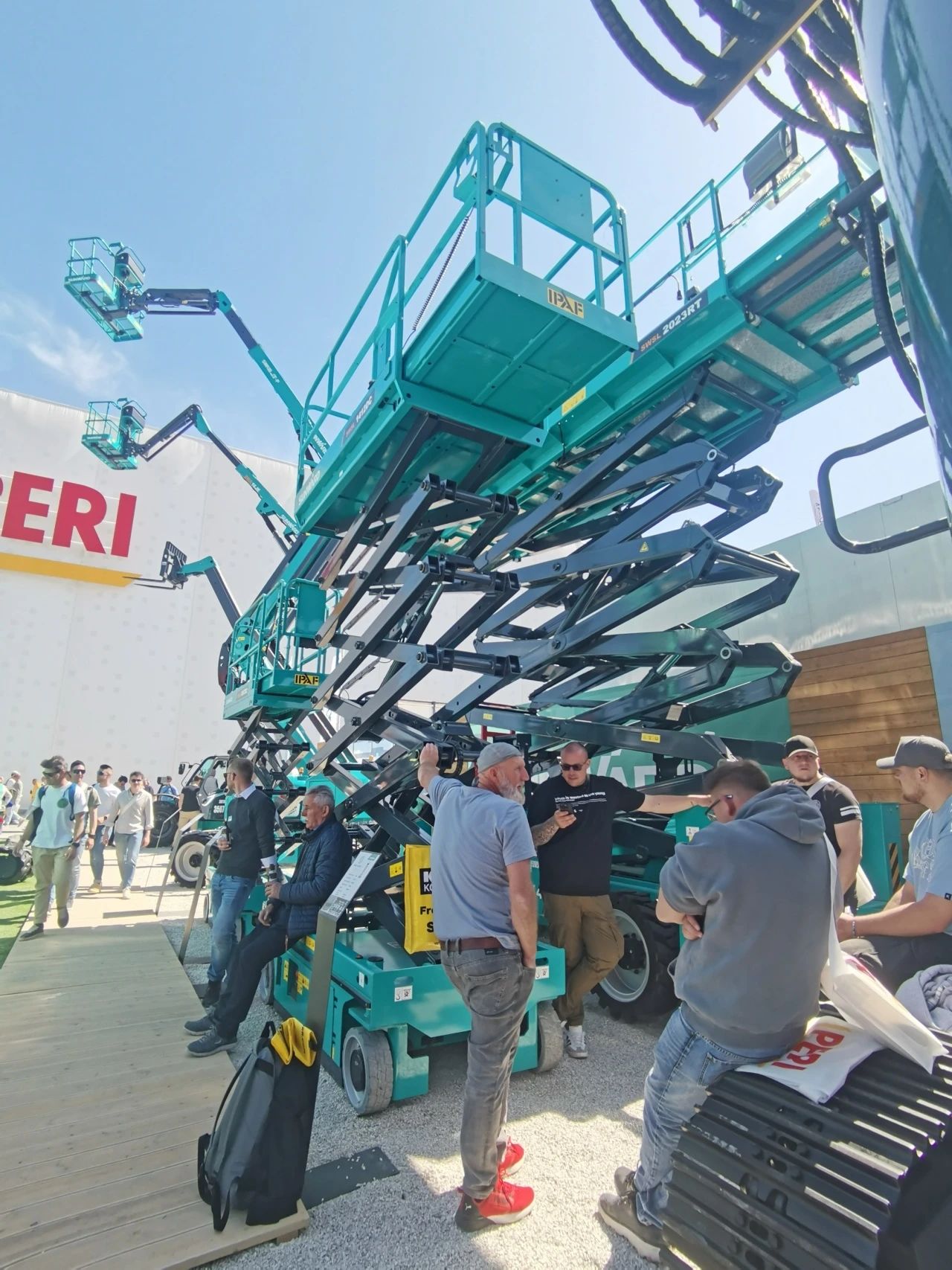 九游体育(中国)官方网站智能高空机械闪耀Bauma 2025！ 新能源技术与创新产品获全球瞩目