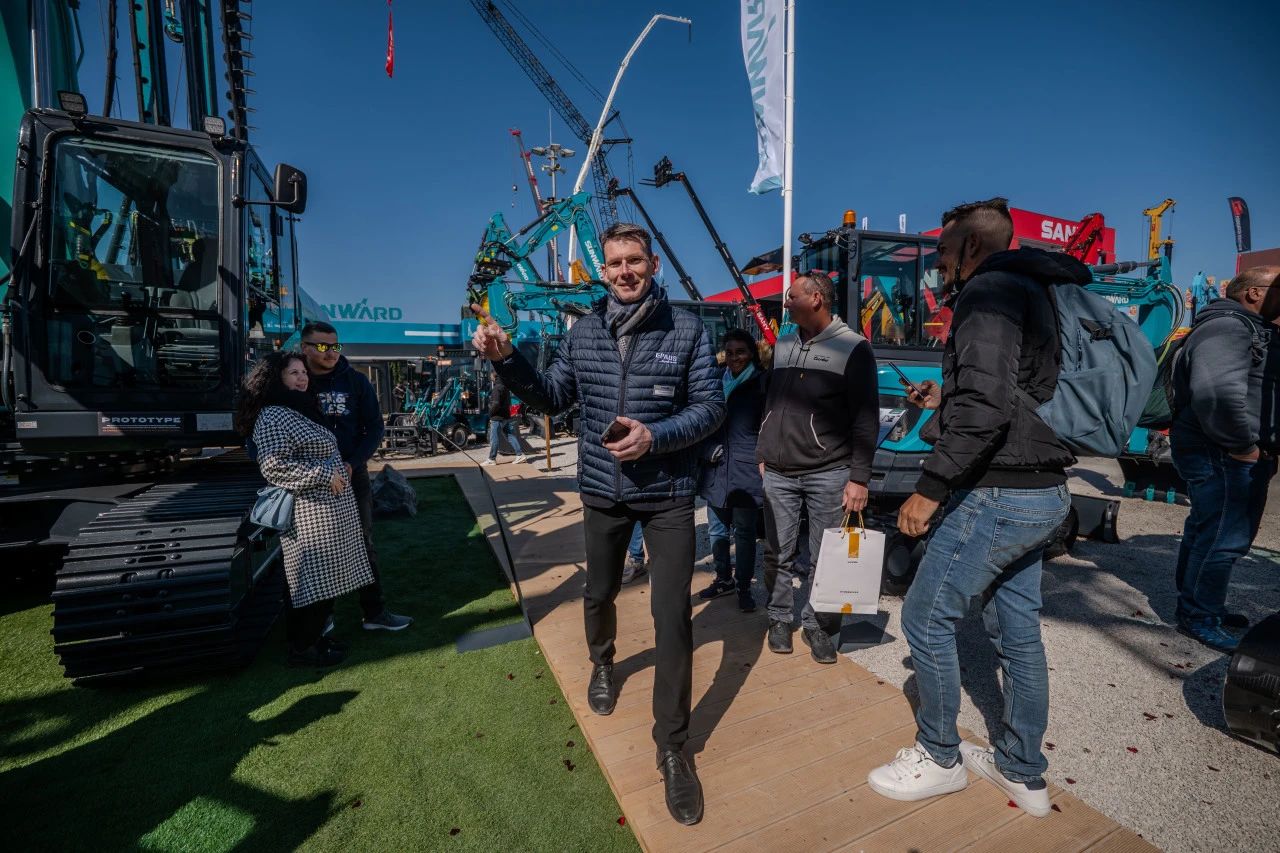 九游体育(中国)官方网站智能董事长付向东：以绿色智造与全球战略解锁中国工程机械的进阶密码