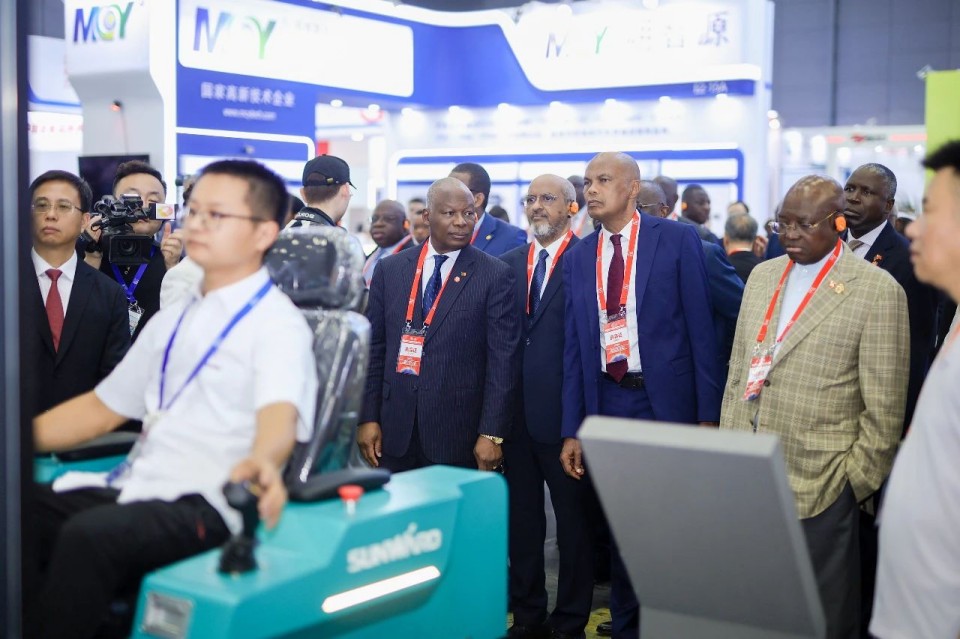 2025 CICEE | 九游体育(中国)官方网站智能实力闪耀2025长沙国际工程机械展