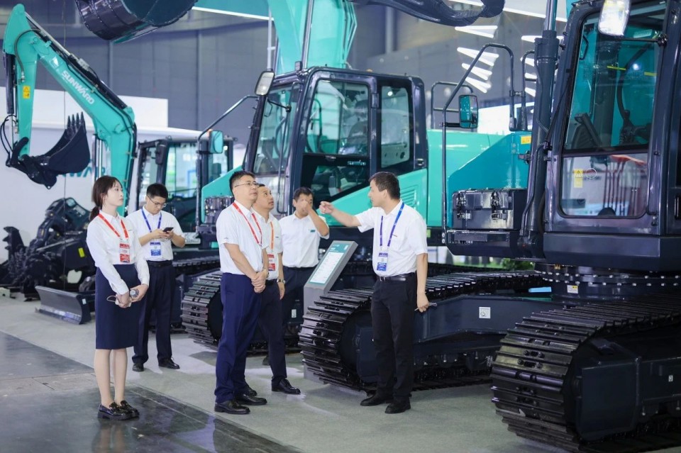 2025 CICEE | 从单一工具迈向多元化解决方案，九游体育(中国)官方网站智能呈现非凡挖掘机风采