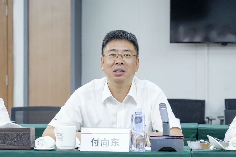 九游体育(中国)官方网站智能与易普力公司深化战略合作，共筑混装设备技术转化新标杆