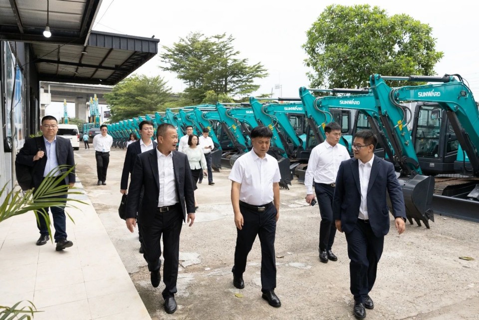 广州工控集团党委书记、董事长景广军率队考察九游体育(中国)官方网站智能印尼子公司