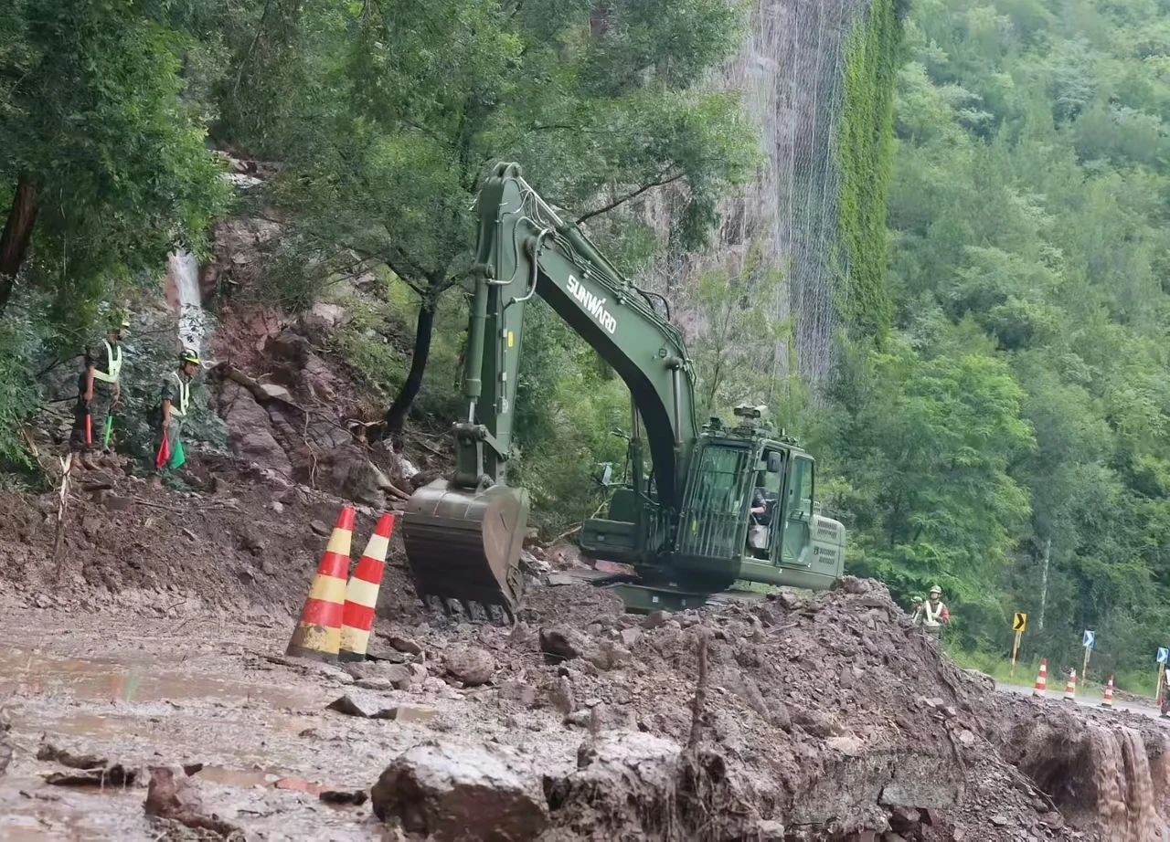 关注！九游体育(中国)官方网站智能应急救援装备助力武警冲锋北京暴雨抢险救灾一线！