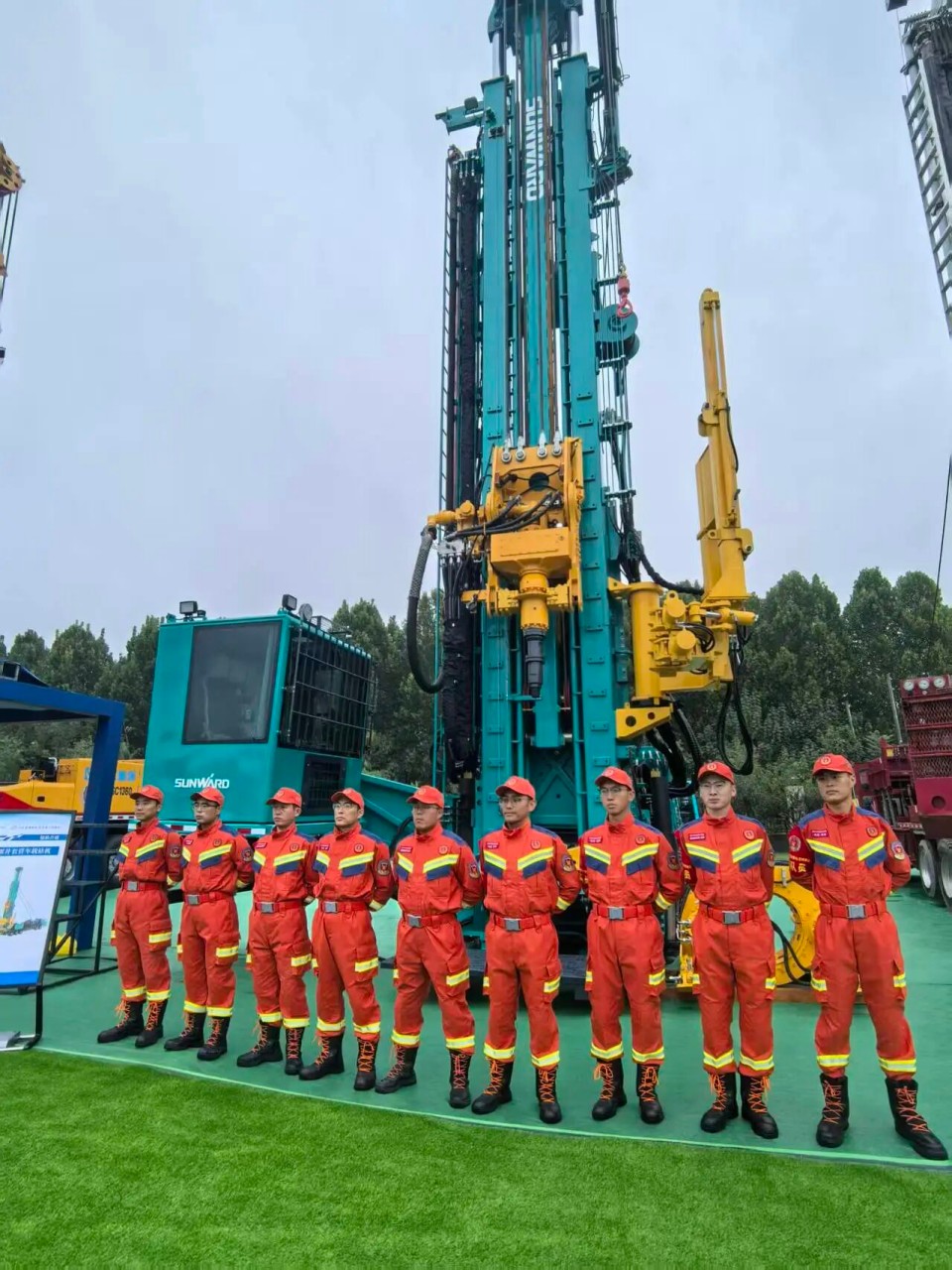 科技赋能救援！九游体育(中国)官方网站智能创新装备亮相第十三届全国矿山救援技能竞赛