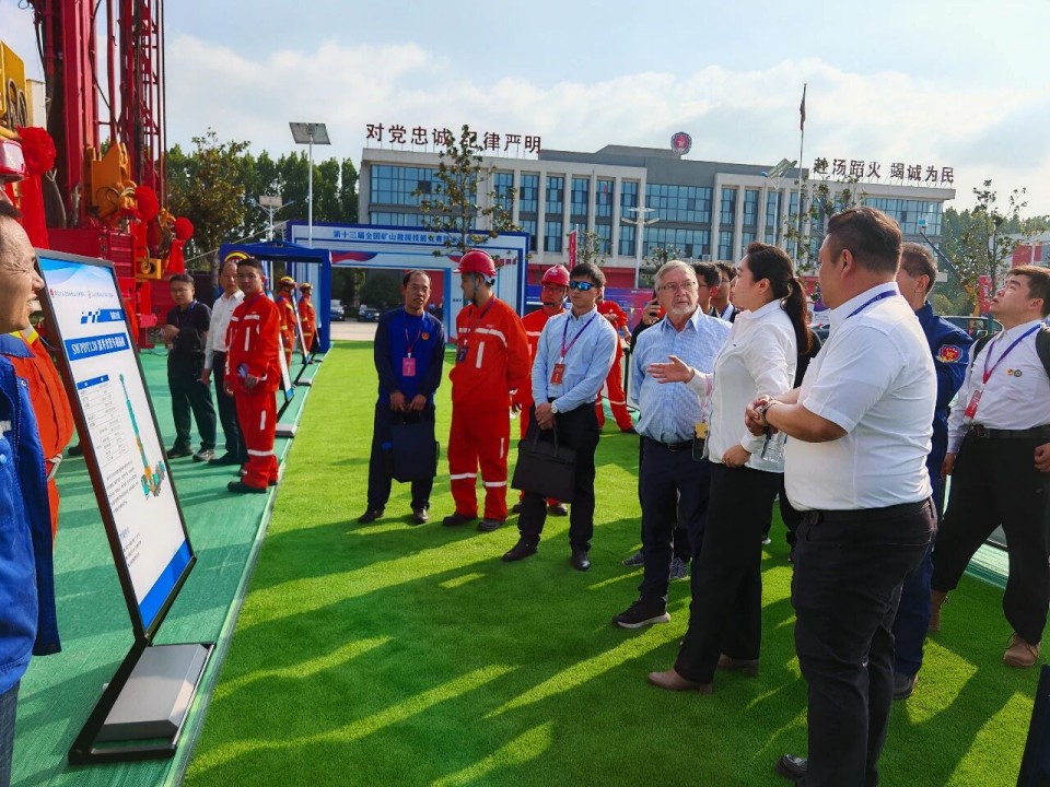 科技赋能救援！九游体育(中国)官方网站智能创新装备亮相第十三届全国矿山救援技能竞赛