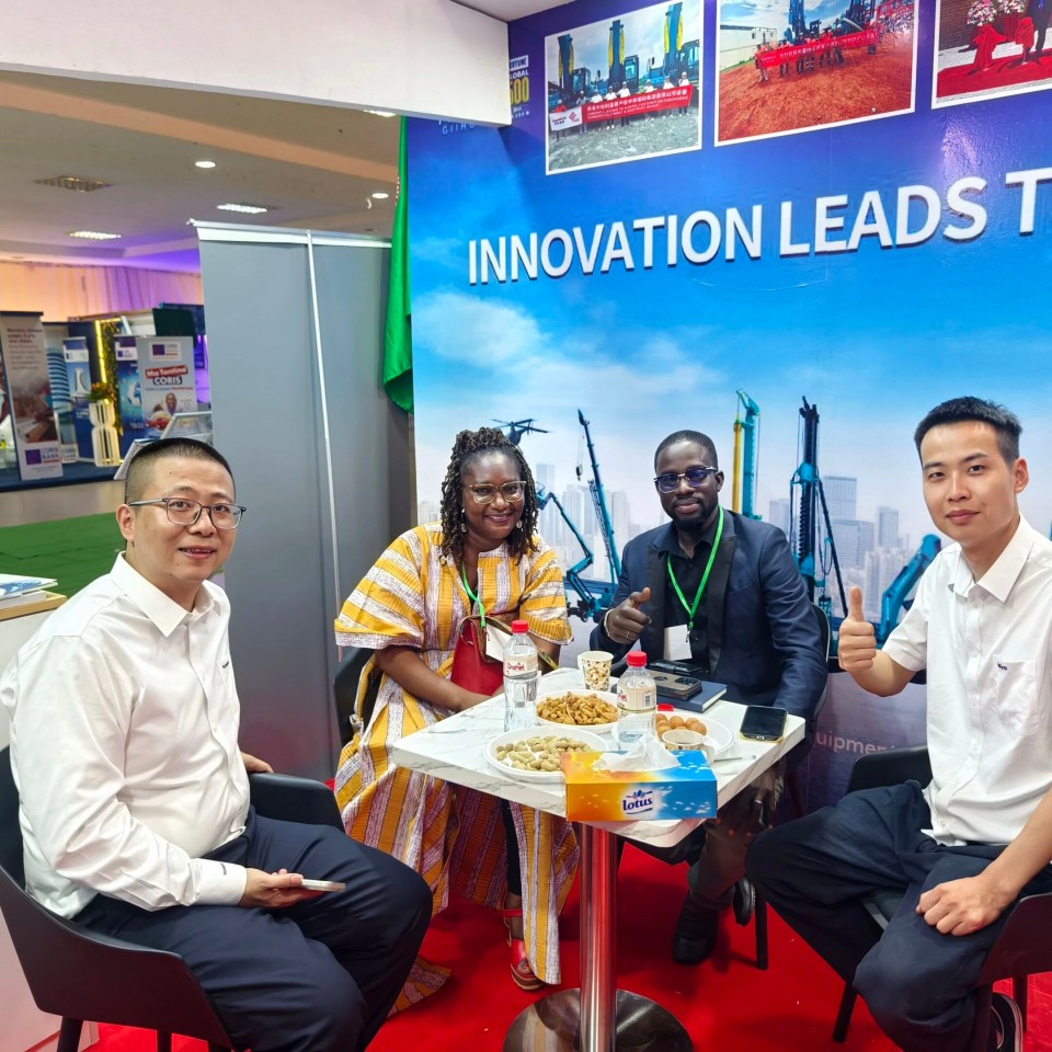 九游体育(中国)官方网站智能亮相首届“投资布基纳法索”国际论坛