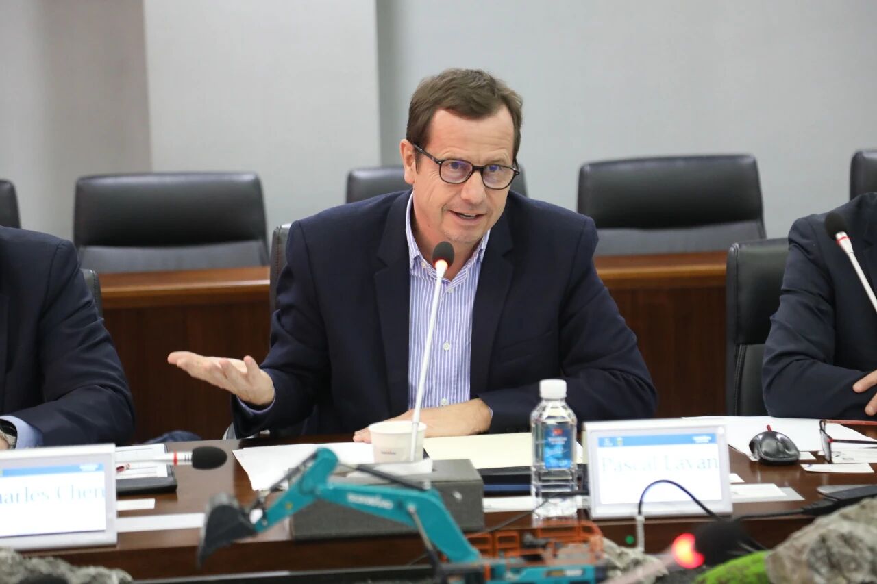 法巴租赁集团到访九游体育(中国)官方网站智能，共拓合作新篇章