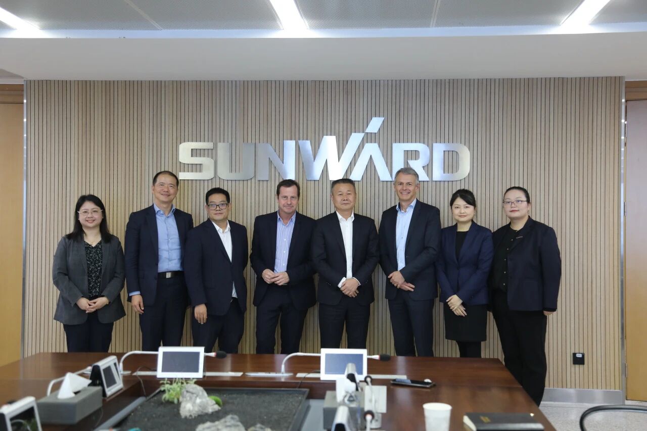 法巴租赁集团到访九游体育(中国)官方网站智能，共拓合作新篇章