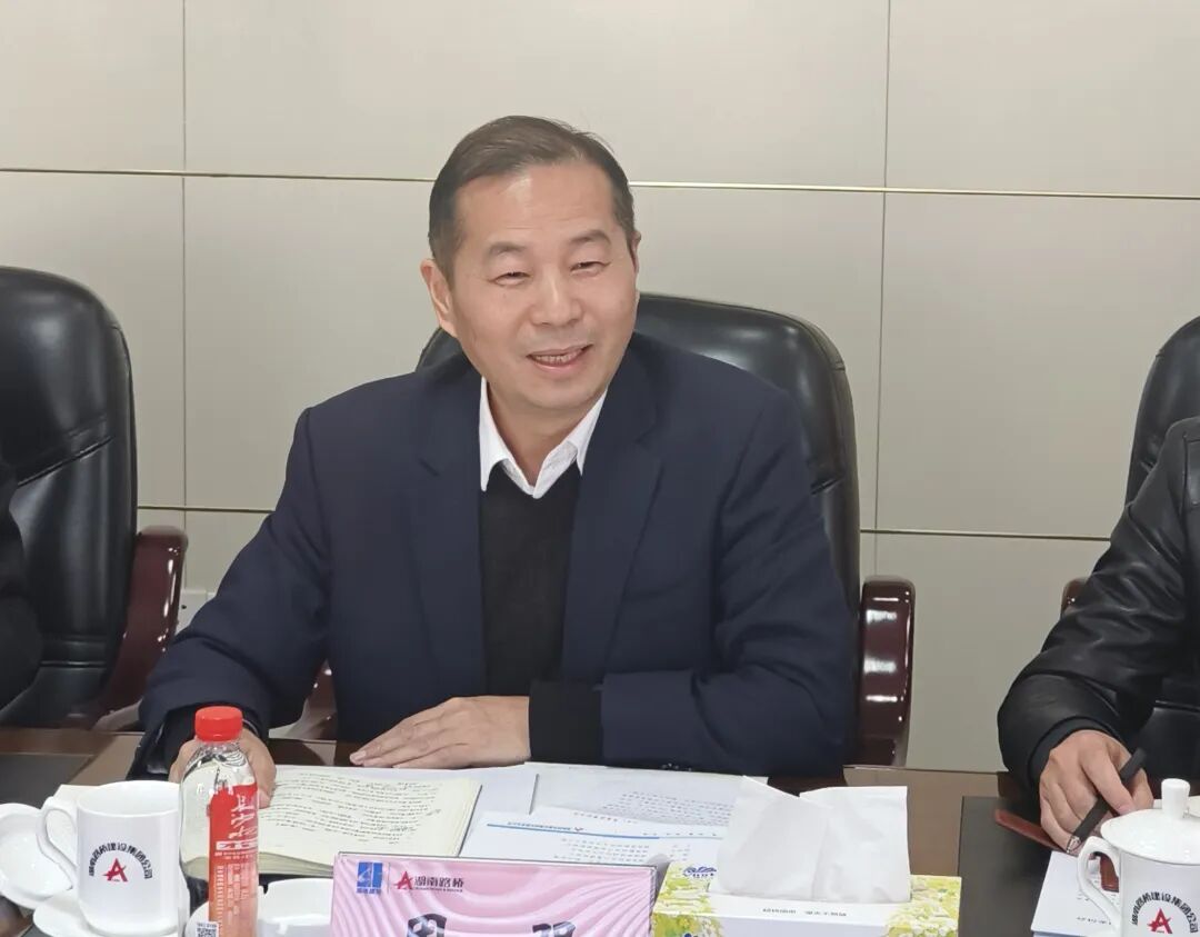 九游体育(中国)官方网站智能与湖南路桥深化战略合作，共筑智能绿色建造新标杆